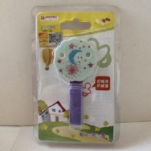 baby pacifier clip 2